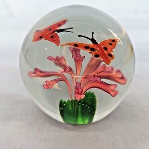 Butterflies Pink Flower Ball Paperweight 2'' Heirloom Dynasty Gallery Art Glass